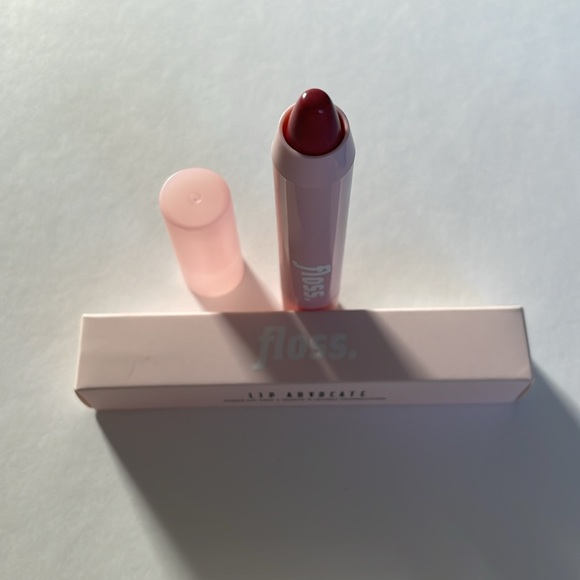 Floss lip advocate sheer tint in Proof - Picture 7 of 9